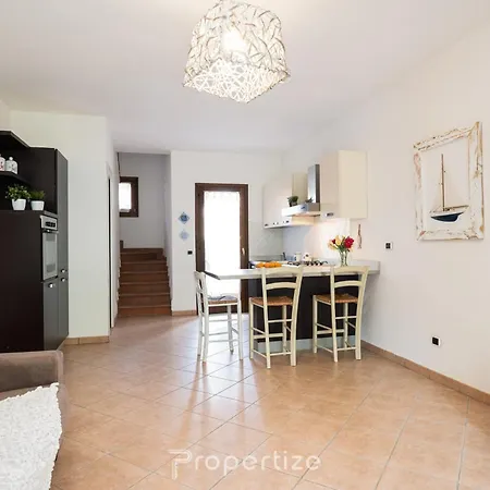 Con Idromassaggio E Patio By Propertize Apartment Golfo Aranci