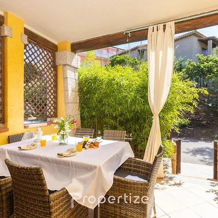 Apartment Con Idromassaggio E Patio By Propertize Golfo Aranci