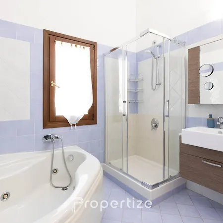 Con Idromassaggio E Patio By Propertize *