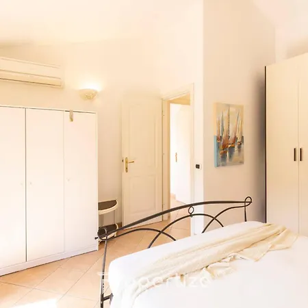 Con Idromassaggio E Patio By Propertize