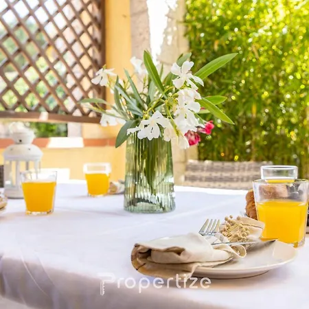 Con Idromassaggio E Patio By Propertize